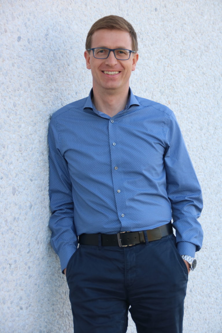 Upcoming Talk: Dan-Alexander Levien of Audi AG on Open Source Software – The Operational Perspective