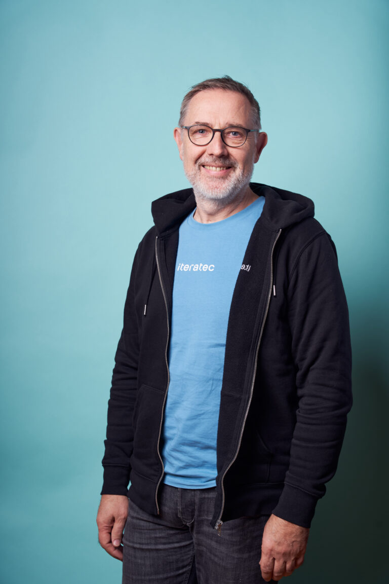 Industry Talk on Agile Architecture by Wolfgang Strunk of Iteratec